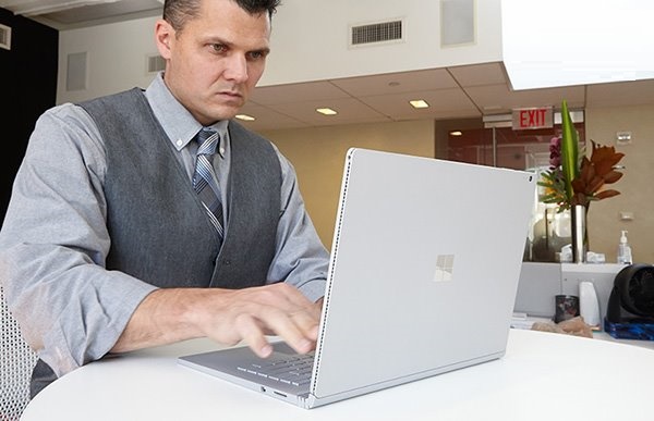 win10笔记本Surface Book全方位评测 判断他是否值得购买
