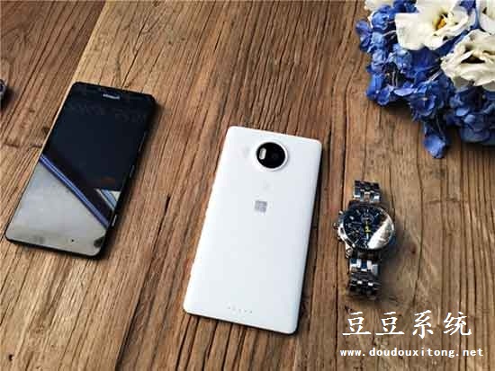 微软Lumia 950/950 XL旗舰手机再次爆出质量问题退货率高